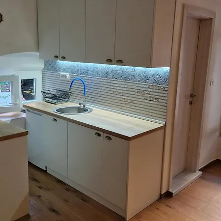 Vivo Apartman Makarska