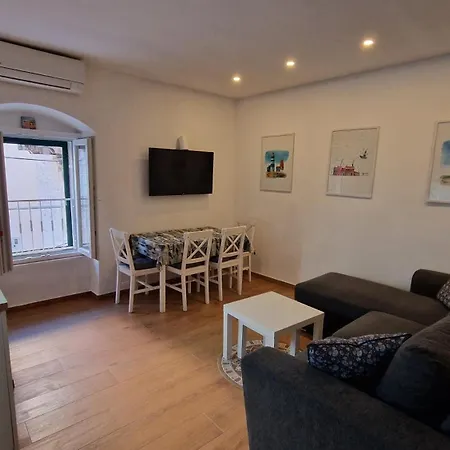 Vivo Apartment Makarska